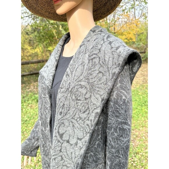Peruvian Connection Alpaca Wool Jacquard Cardigan Coat Sweater – Gray Floral – L - Picture 2 of 15